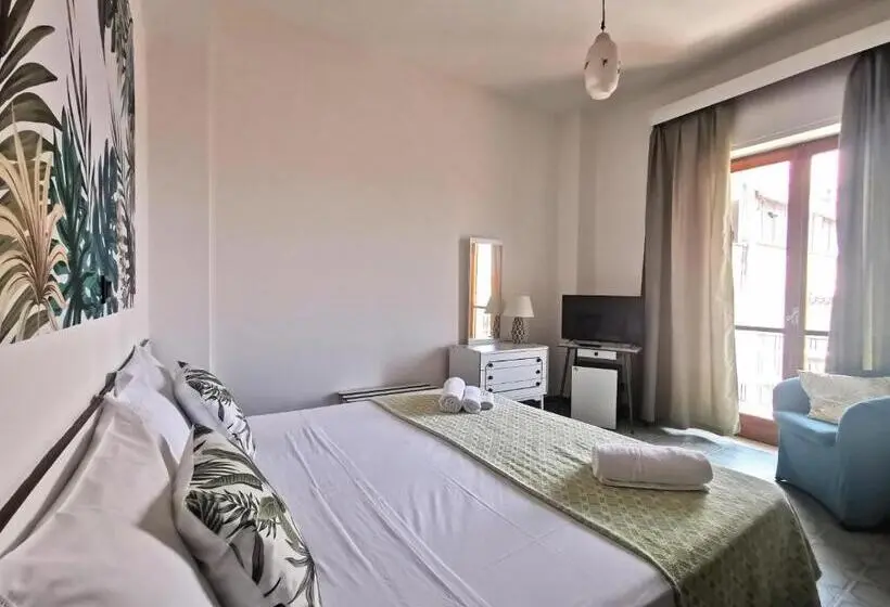 اتاق استاندارد با بالکن, Tea  Praia A Mare
