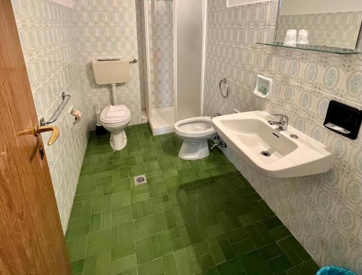 اتاق استاندارد سه تخته با بالکن, Tea Praia A Mare