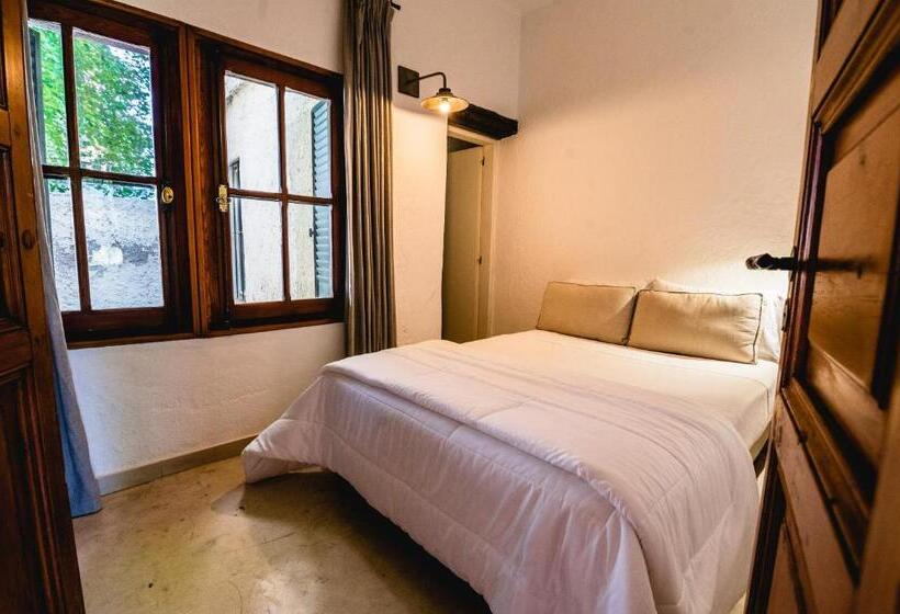 کلبه ییلاقی, Scratch House Hotel Boutique