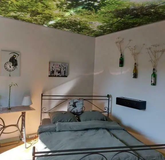 デラックスルーム, Inn66