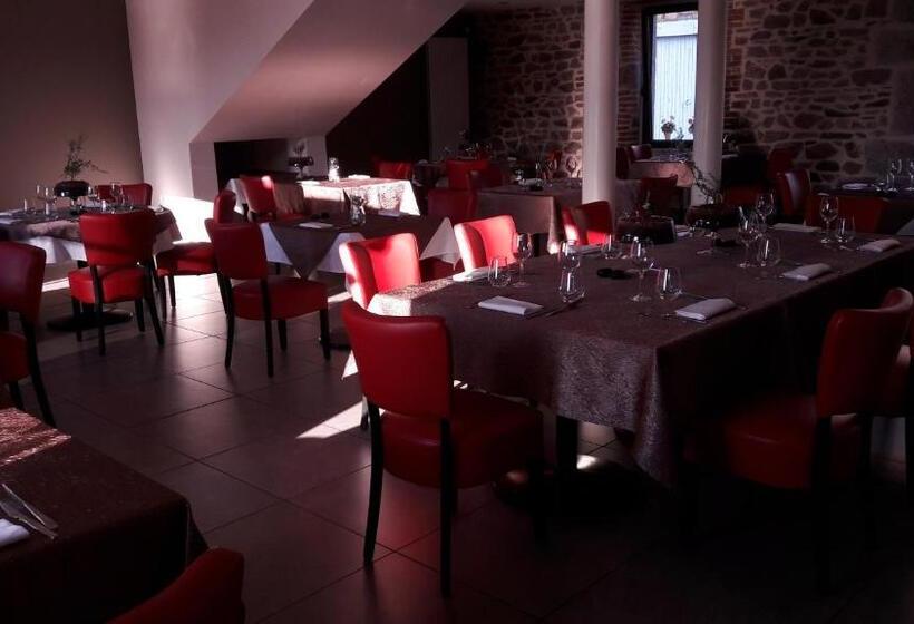 חדר סטנדרט, Les Pierres Folles