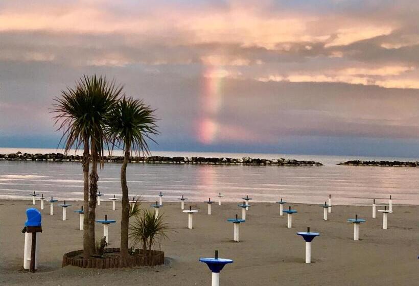 Camera Standard, Gorini