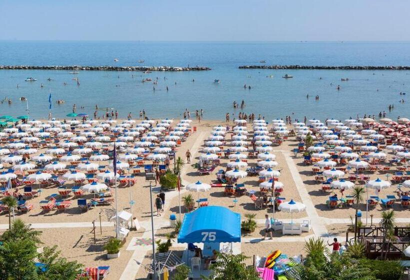 Camera Superiore Vista Mare, Gorini