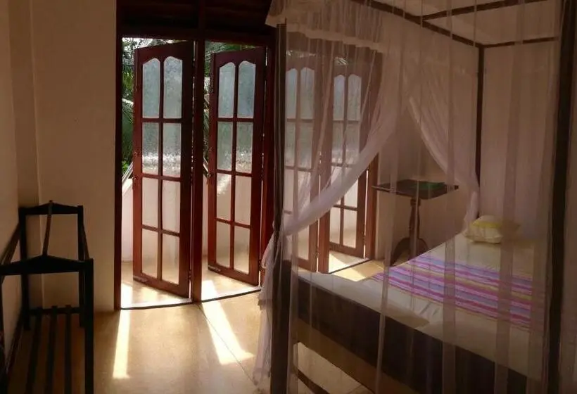 バス共有のスタンダードルーム, Kabalana Design House Villa