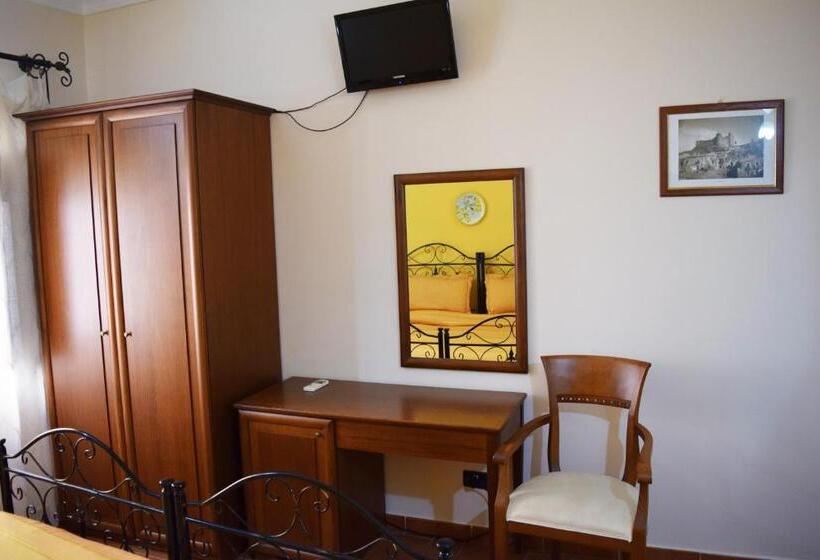 Номер Стандарт Трехместный, B&b Salotto Di Athena