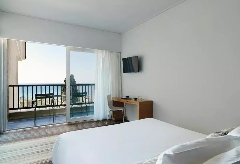 اتاق اجرایی با چشمانداز دریا, Doryssa Seaside Resort