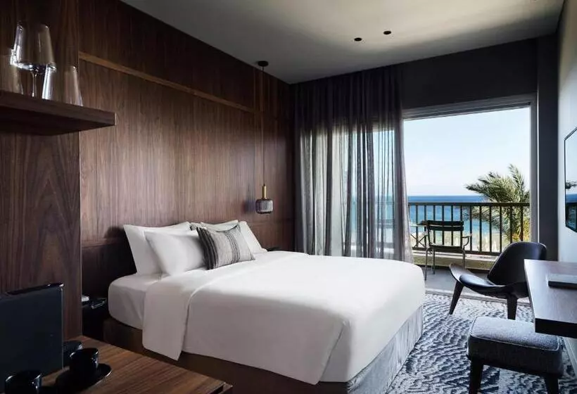 اتاق لوکس با چشمانداز دریا, Doryssa Seaside Resort