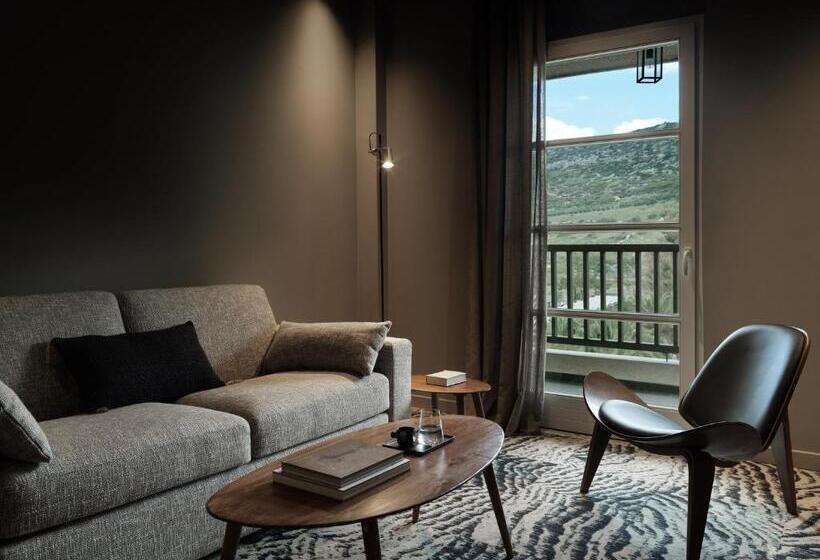 جناح ديلوكس, Doryssa Seaside Resort