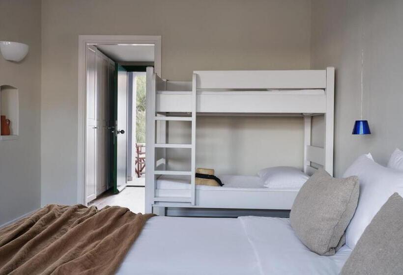 غرفة عائلية مطلّة علي الحديقة, Doryssa Seaside Resort