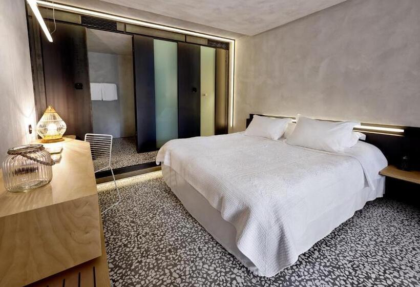 Suite with Pool, Ekies All Senses Resort