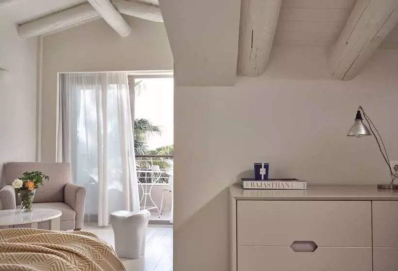 スーペリアールーム, Ekies All Senses Resort