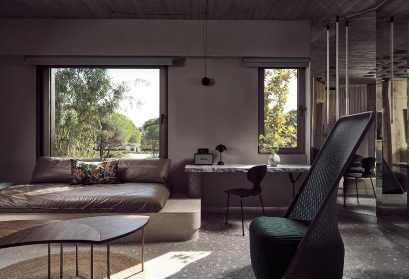 スイート, Ekies All Senses Resort