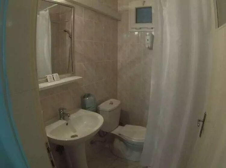 اتاق استاندارد سه نفره, Guzel Izmir Oteli