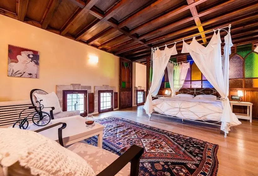 سوییت لوکس, Avalon Boutique Suites