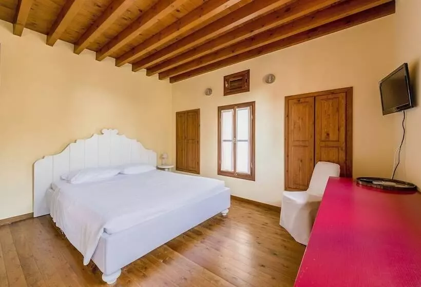 اتاق استاندارد, Avalon Boutique Suites