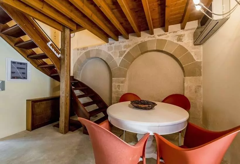 اتاق استاندارد, Avalon Boutique Suites