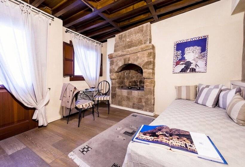 주니어 스위트, Avalon Boutique Suites