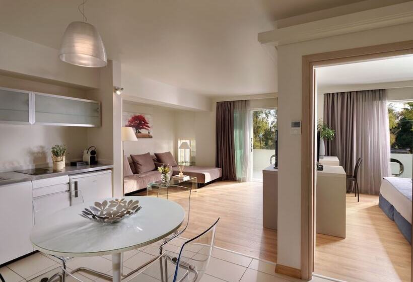 סוויטה, Blazer Suites