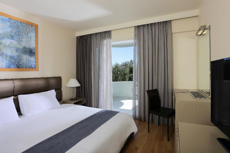 סוויטת ג'וניור, Blazer Suites