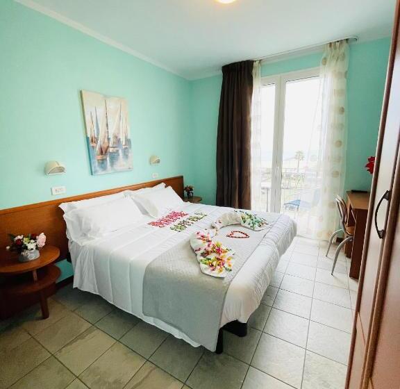 חדר סטנדרט נוף לים, Blue Moon