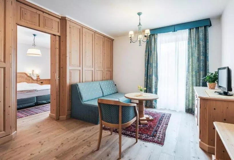 スイート, Chalet Corso