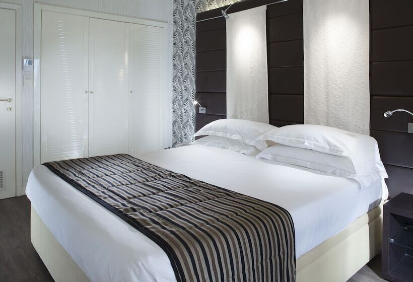 スタンダードルーム, Corallo