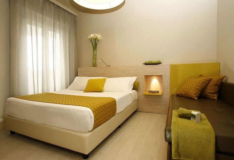 高级三人间, Dory