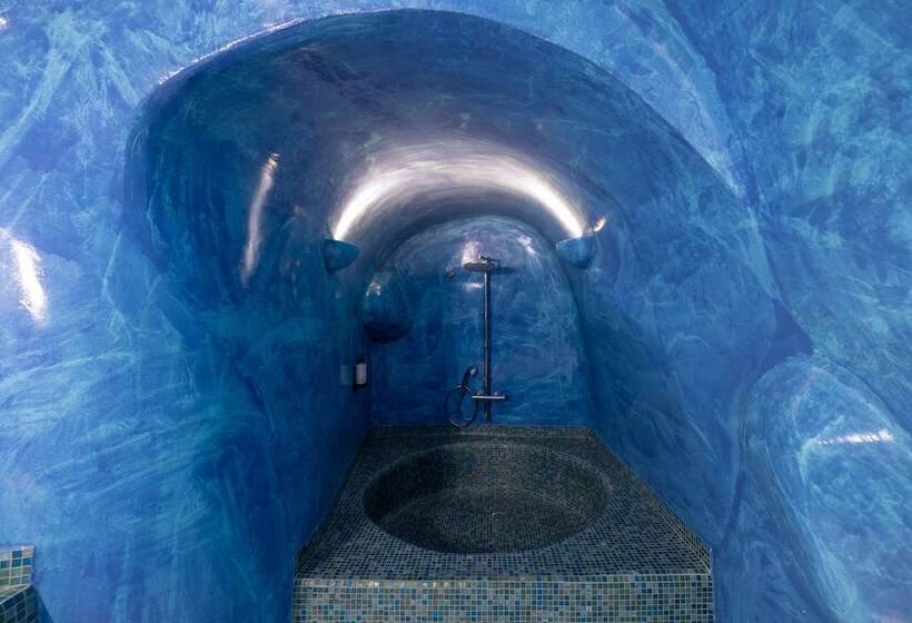 Люкс, Dreams Luxury Suites