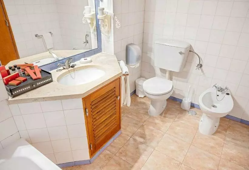 2 Bedroom Deluxe Apartment Sea View, Grand Muthu Oura View Beach Club