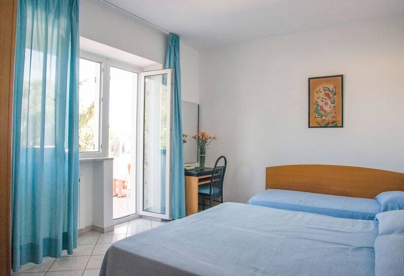 Трежместный Номер Economy, Internazionale