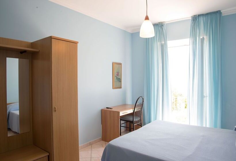 Четырехместный Номер Economy, Internazionale