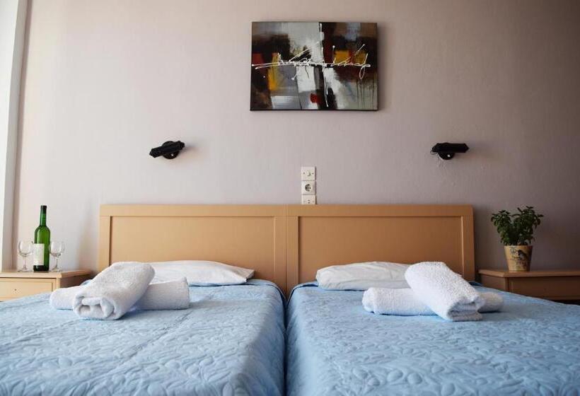 חדר סטנדרט נוף לים, Iro