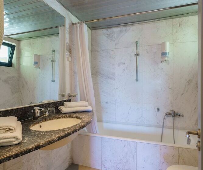 غرفة قياسية مطلّة علي البحر, Kos Palace