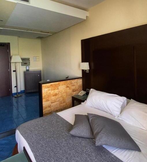 オーシャンビュースーペリアールーム, La Lucertola