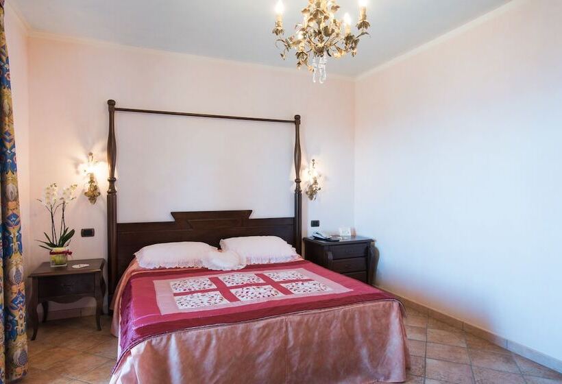 جناح مطلّ علي البحر, Lido Degli Spagnoli