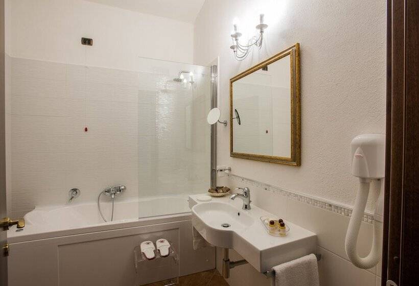 جناح رئاسى, Lido Degli Spagnoli