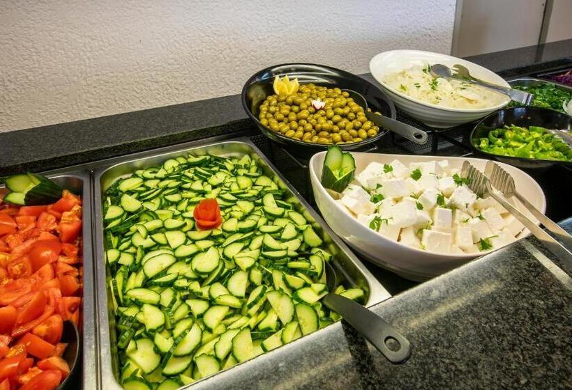 חדר סטנדרט יחיד, Lymberia