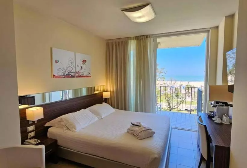 اتاق پرستیژ با چشم‌انداز دریا, Mercure Rimini Lungomare