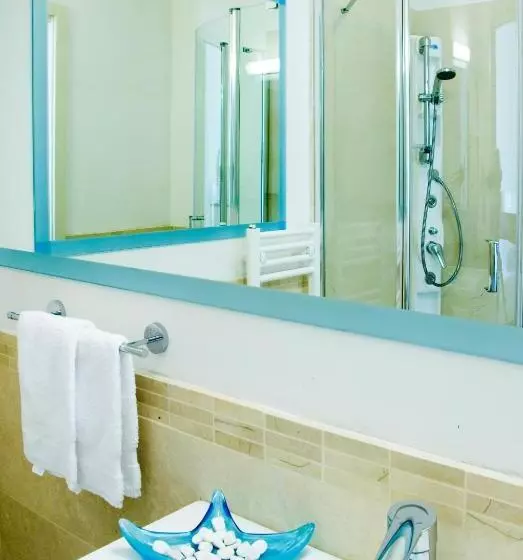 اتاق پرستیژ با چشم‌انداز دریا, Mercure Rimini Lungomare