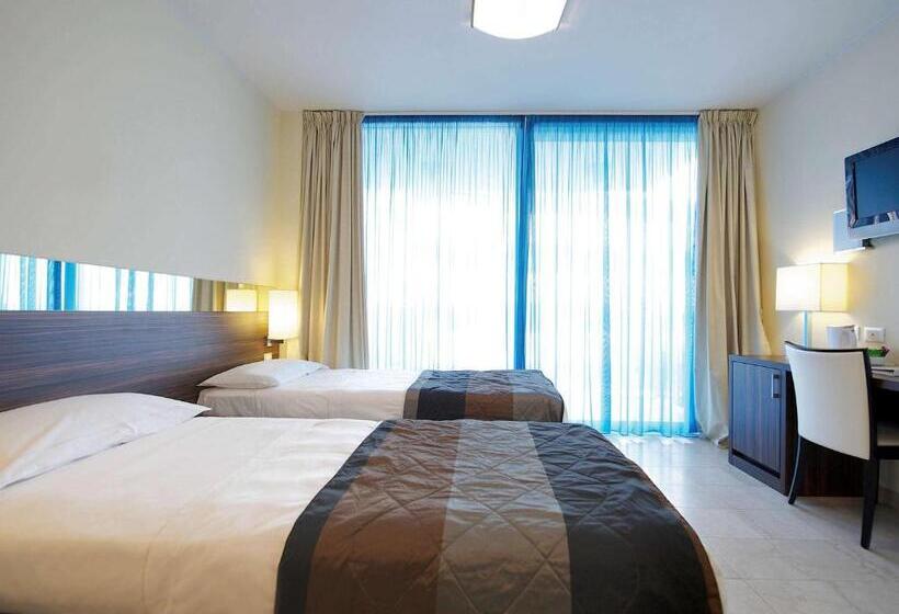 اتاق پرستیژ با چشم‌انداز دریا, Mercure Rimini Lungomare