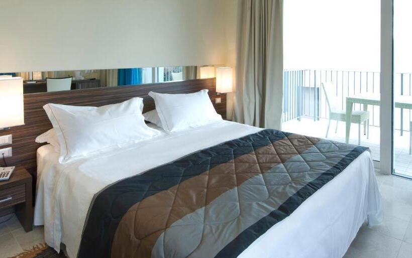 اتاق کلاسیک, Mercure Rimini Lungomare