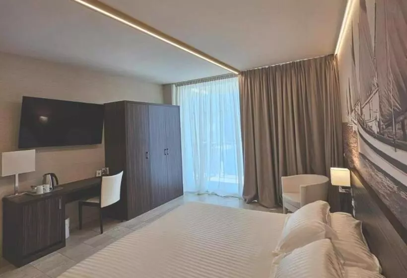 اتاق کلاسیک, Mercure Rimini Lungomare