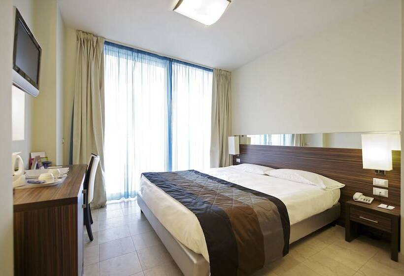 اتاق پرستیژ با چشم‌انداز دریا, Mercure Rimini Lungomare