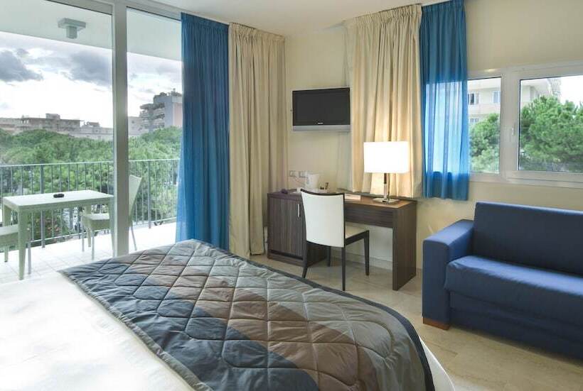 اتاق پرستیژ با چشم‌انداز دریا, Mercure Rimini Lungomare