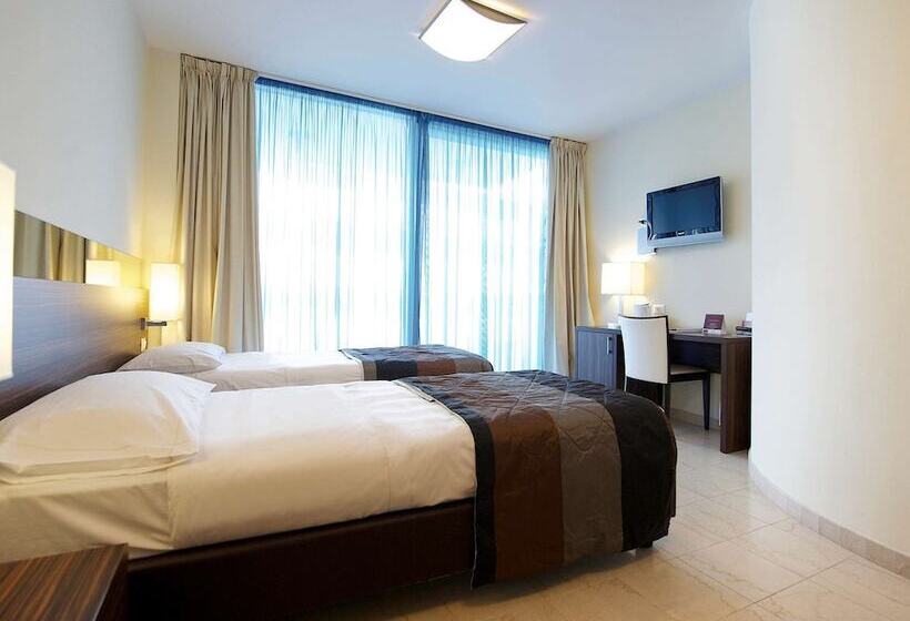 اتاق پرستیژ با چشم‌انداز دریا, Mercure Rimini Lungomare