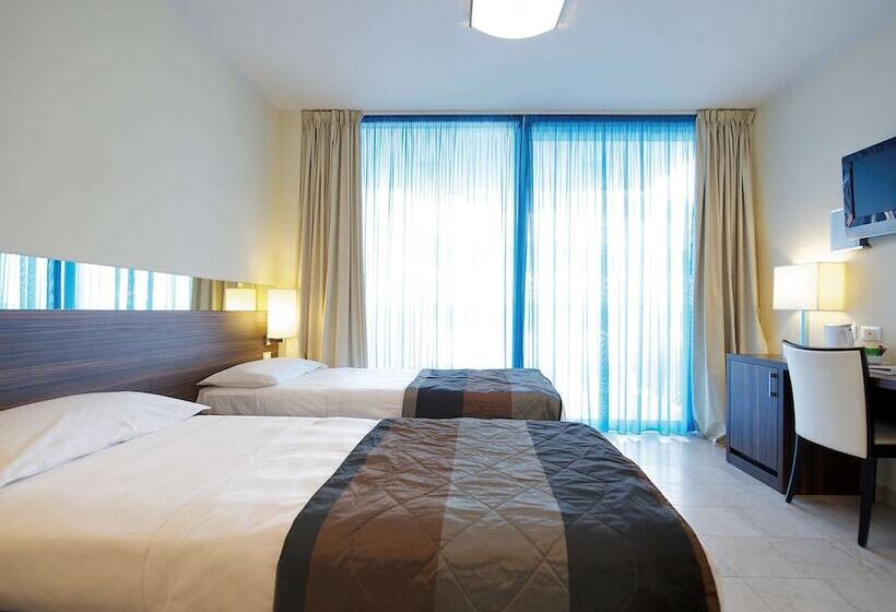 اتاق پرستیژ با چشم‌انداز دریا, Mercure Rimini Lungomare