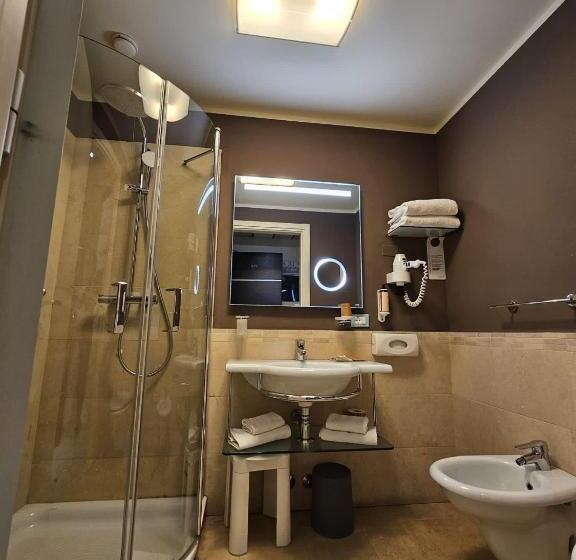 اتاق پرستیژ با چشم‌انداز دریا, Mercure Rimini Lungomare