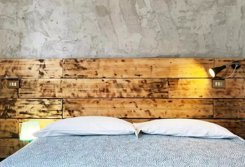 اتاق اکونومی, Nizza Creative