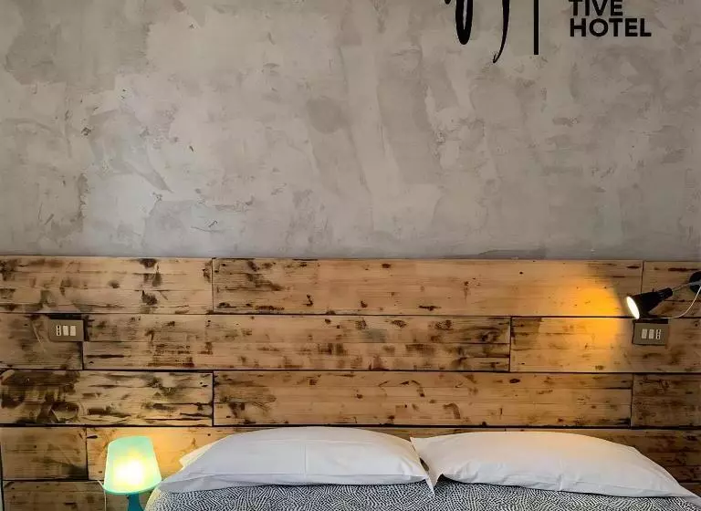 اتاق اکونومی, Nizza Creative