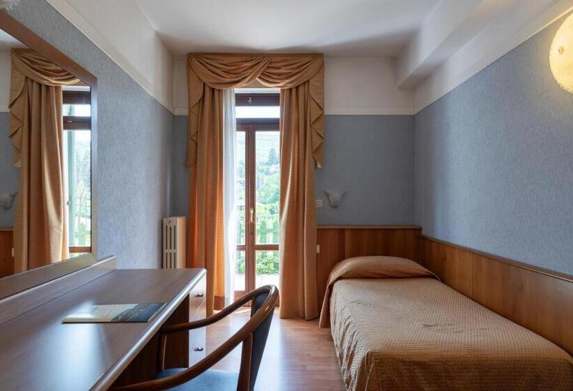 غرفة قياسية فردية, Park Hotel Jolanda